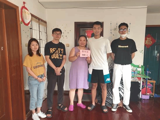 走访 走访